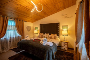 Britannia Petite Lodge